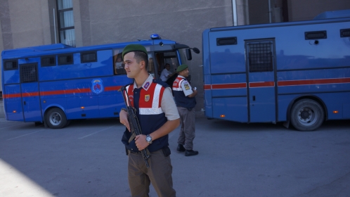 Επεισόδιο με ένοπλο άνδρα στα δικαστήρια της Άγκυρας – ΤΩΡΑ