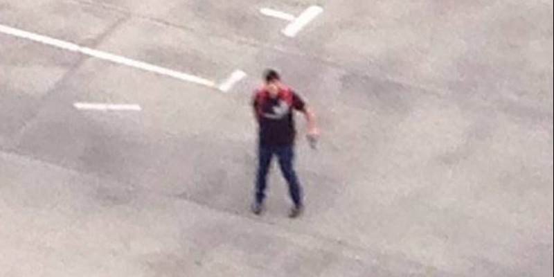 Θαυμαστής του 17χρονου μακελάρη του Βινεντέν ο δράστης της επίθεσης στο Μόναχο