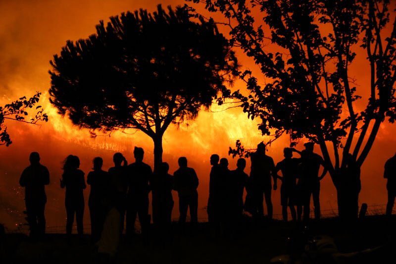 Πυρκαγιά κοντά σε βάση του ΝΑΤΟ στην Τουρκία – BINTEO – ΦΩΤΟ – ΤΩΡΑ