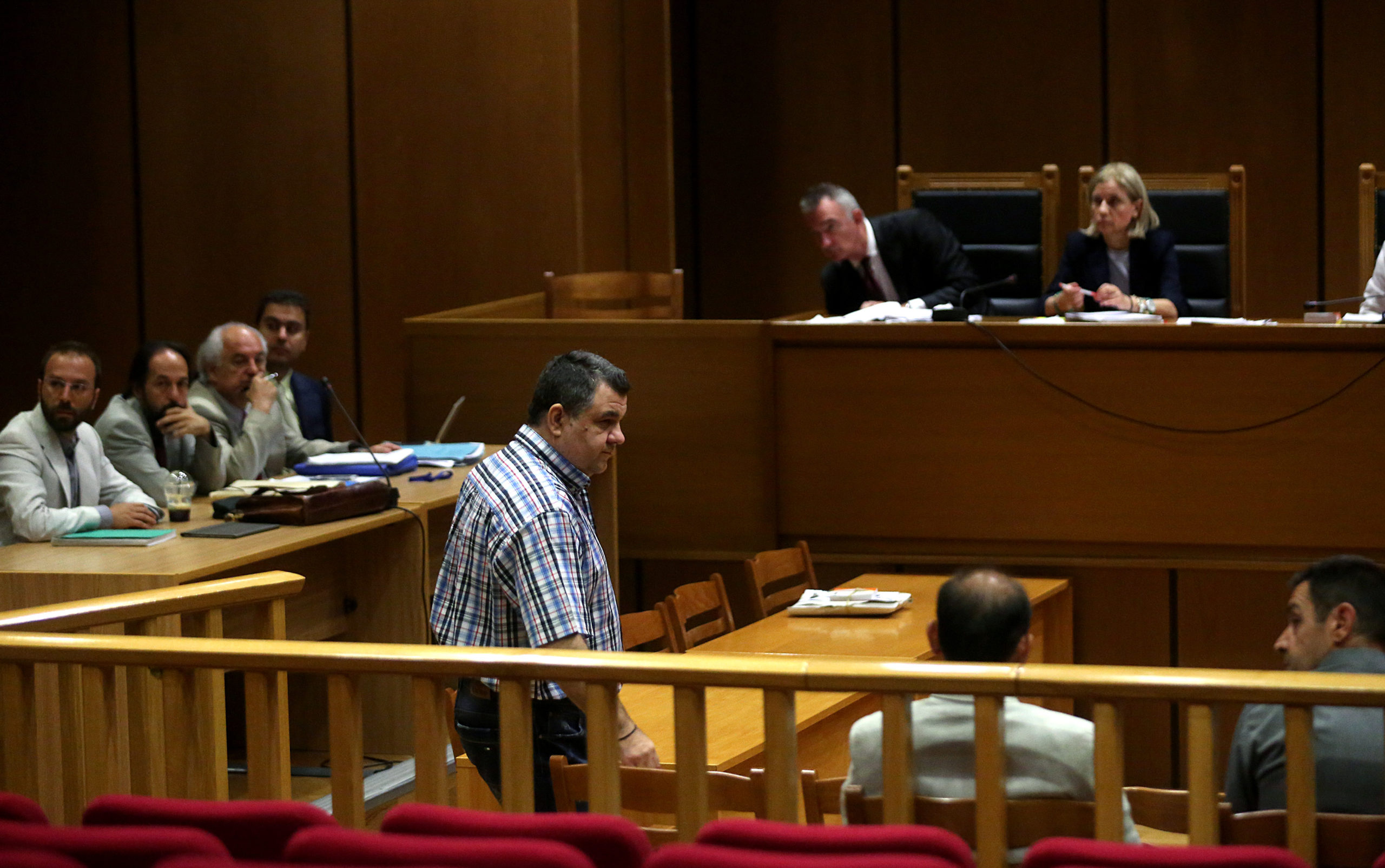 Προκάλεσε με την κατάθεση της στο δικαστήριο η αδελφή του Ρουπακιά