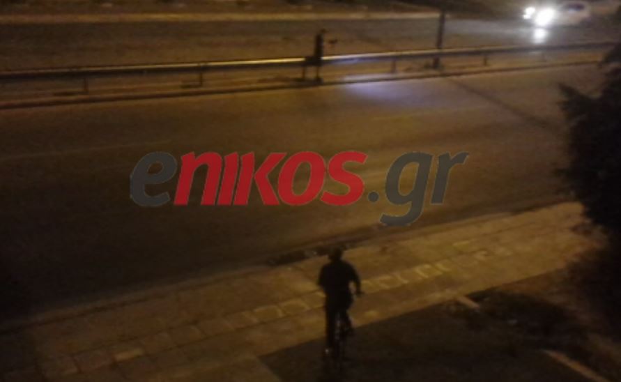 Ριψοκίνδυνα παιχνίδια ανηλίκων στην Κηφισίας – ΒΙΝΤΕΟ