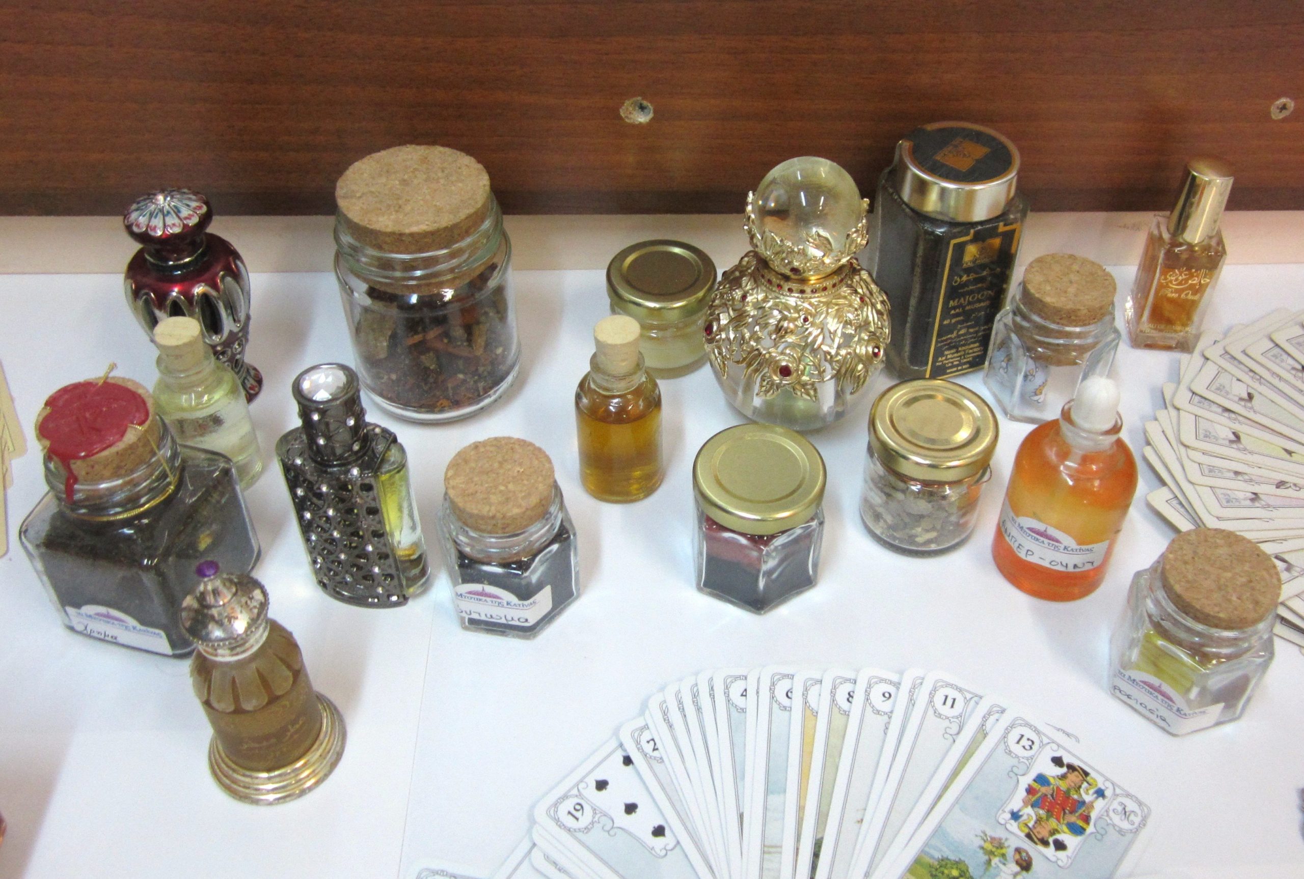 Γραφείο… χαρτομαντείας εξαπατούσε ανυποψίαστους πολίτες