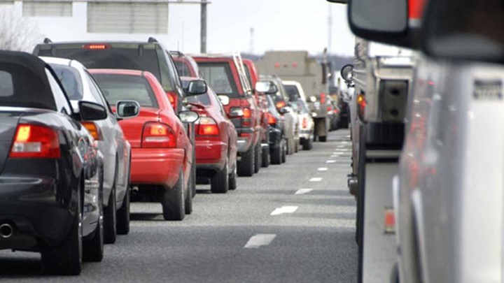 Νέες τιμές στα αυτοκίνητα και τα τέλη ταξινόμησης- Φθηνότερα ΙΧ έως 14.000 ευρώ