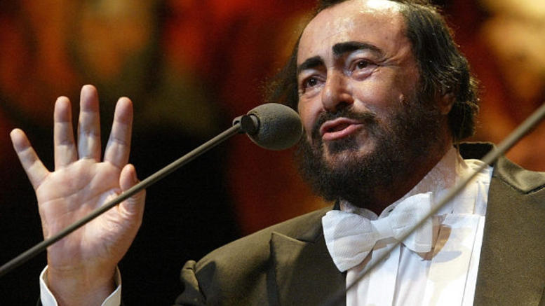 «Μπλόκο» της οικογένειας Παβαρότι στον Ντόναλντ Τραμπ