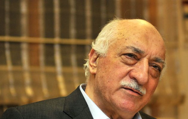 Γκιουλέν: Μην αντιμετωπίζουν με θετική διάθεση την επέμβαση του στρατού οι Τούρκοι πολίτες