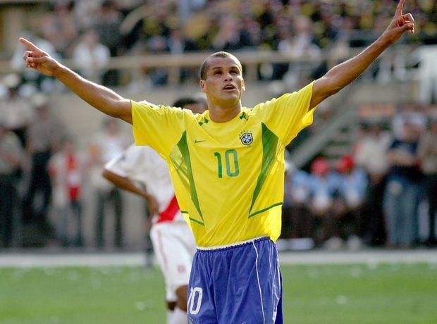 Ο Ριβάλντο στο πλευρό του Ρονάλντο