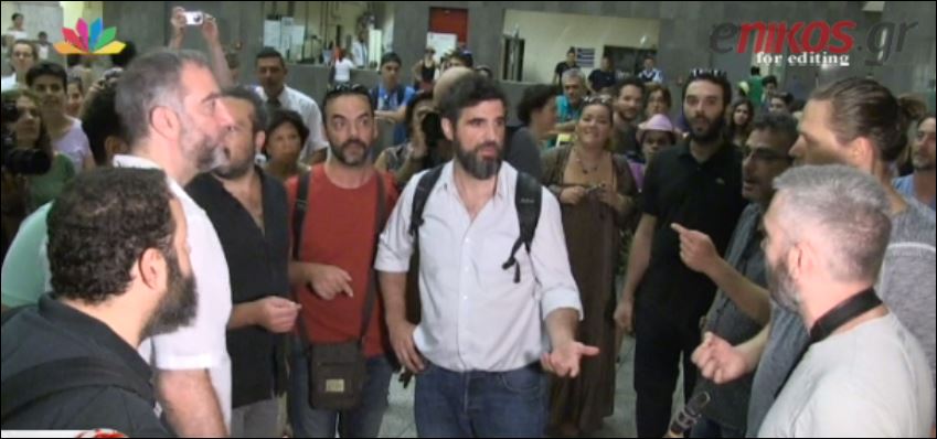 Η έκπληξη που περίμενε τους επιβάτες στο μετρό του Συντάγματος – ΒΙΝΤΕΟ