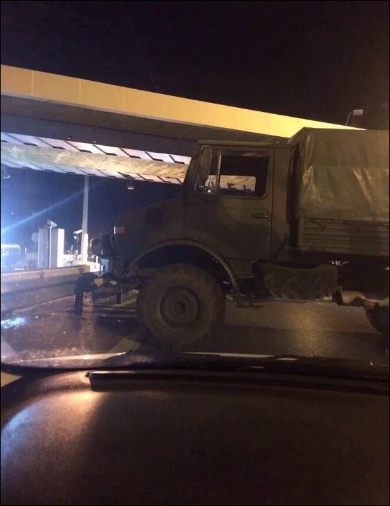 Πρακτορείο “Ανατολή”: Όμηρος ο Αρχηγός των Ενόπλων Δυνάμεων – ΤΩΡΑ