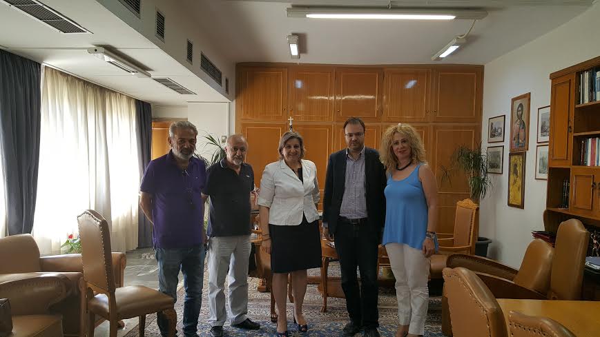 Επαφές Θεοχαρόπουλου με παραγωγικούς φορείς στην Μεσσηνία