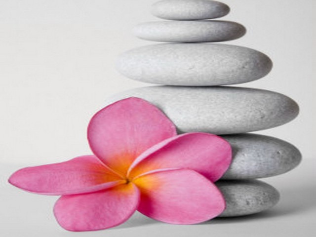 Μειώστε τη κυτταρίτιδα και το λίπος με λεμφική μάλαξη