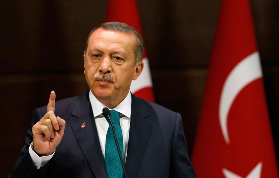 Κλείνουν πάνω από 130 μέσα ενημέρωσης στην Τουρκία