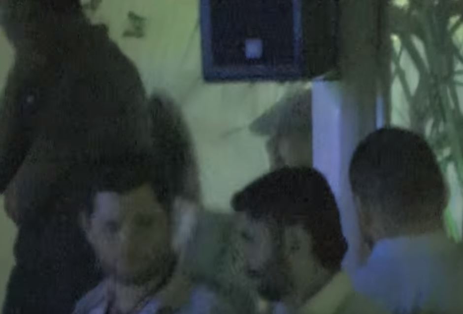 Νέο βίντεο από το ξεσάλωμα του Ντι Κάπριο στη συναυλία του Ρέμου