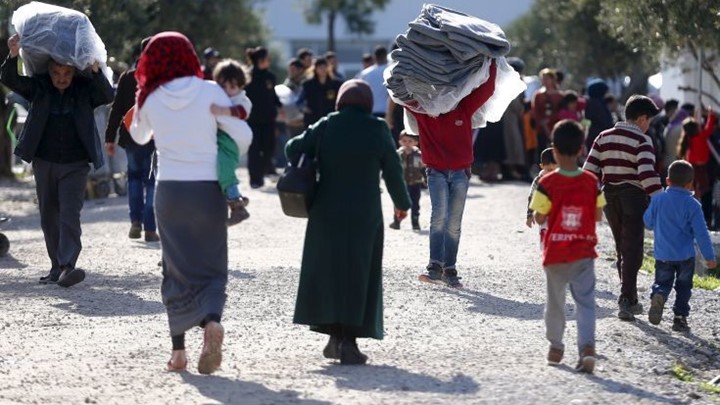 Τα hotspots σε Σκαραμαγκά και Ριτσώνα επισκέφτηκε κλιμάκιο της Κομισιόν