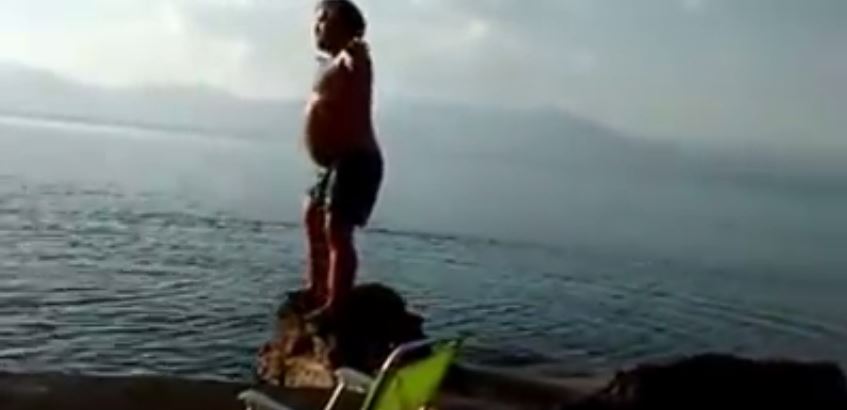 Το πρώτο υποβρύχιο… ζεϊμπέκικο – ΒΙΝΤΕΟ