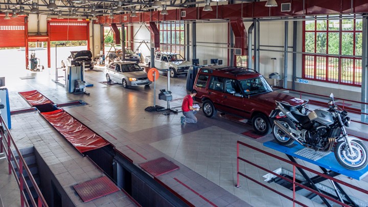 Το ΥΠΟΙΚ απαιτεί τα στοιχεία για τα ανασφάλιστα και χωρίς ΚΤΕΟ οχήματα μέχρι 30 Ιουλίου