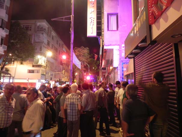 Λαοθάλασσα στους δρόμους της Άγκυρας – ΦΩΤΟ