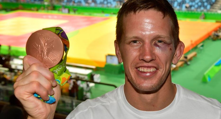 Γυναίκα μαύρισε το μάτι Βέλγου Ολυμπιονίκη στο Τζούντο; – ΦΩΤΟ