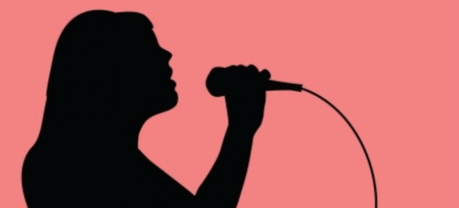 Με χειροπέδες η αδελφή γνωστής τραγουδίστριας