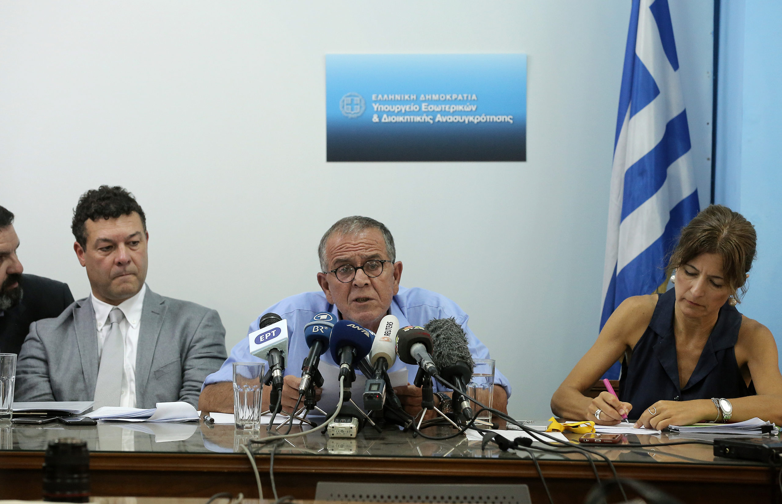 Μουζάλας: Το χάος πήρε μορφή