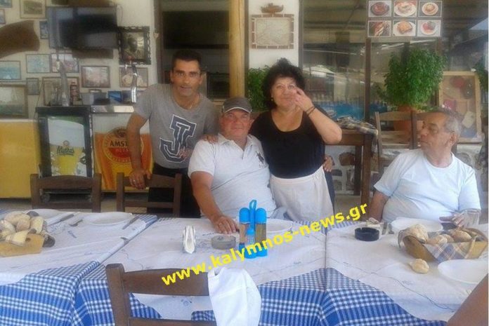 Ο Κώστας Καραμανλής σε παραδοσιακή ταβέρνα στην Ψέριμο – ΦΩΤΟ