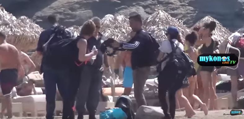 Πρόσφυγες και μετανάστες αποβιβάστηκαν στη Μύκονο – ΒΙΝΤΕΟ