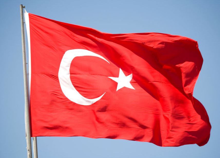 Επεισόδιο μεταξύ Τουρκίας – Σουηδίας για το όριο ενηλικίωσης