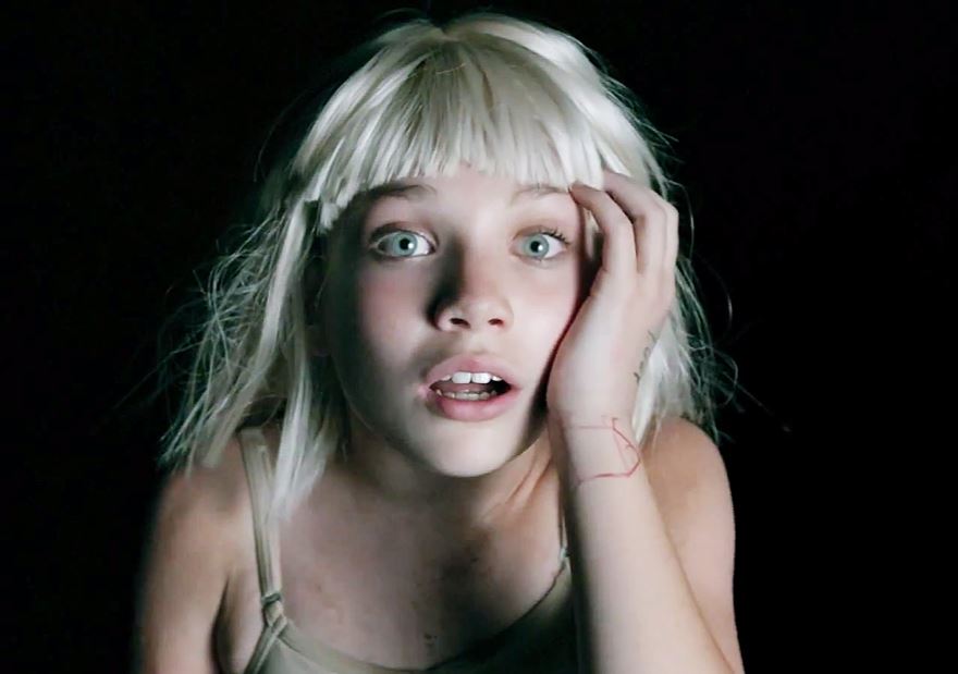 Δείτε πώς είναι σήμερα η μικρή χορεύτρια του «Chandelier» – ΦΩΤΟ