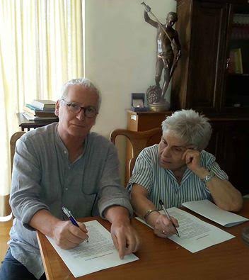 «Πάντρεμα»Δημουλά-Πετράτου!