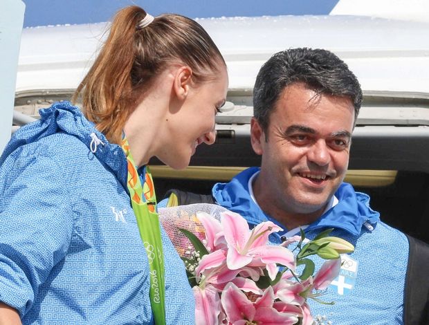 Κορακάκης: Δεν εμπλέκεται ο Πρόεδρος της Δημοκρατίας στο θέμα της πρόσκλησης της Άννας