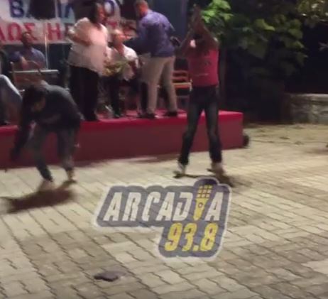 Βreak dance με… κλαρίνο σε πανηγύρι στην Αρκαδία – ΒΙΝΤΕΟ