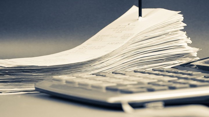 Βαρόμετρο ο Σεπτέμβριος για τα έσοδα από άμεσους και έμμεσους φόρους