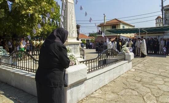 Το μαρτυρικό Κομμένο Άρτας θα επισκεφθεί σήμερα ο Πρωθυπουργός
