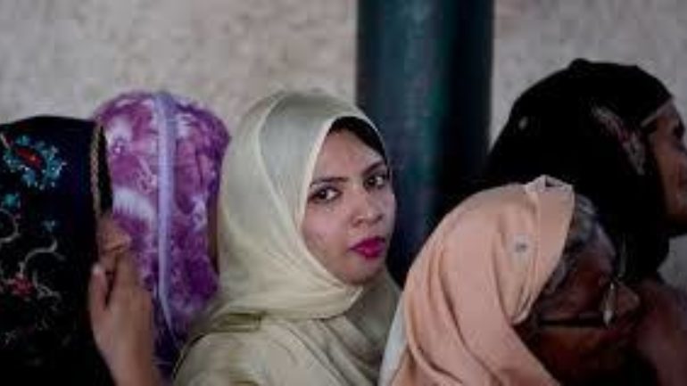 Πακιστάν: Νεαρός ομολόγησε ότι μαχαίρωσε 17 γυναίκες για να εκδικηθεί τη μητριά του
