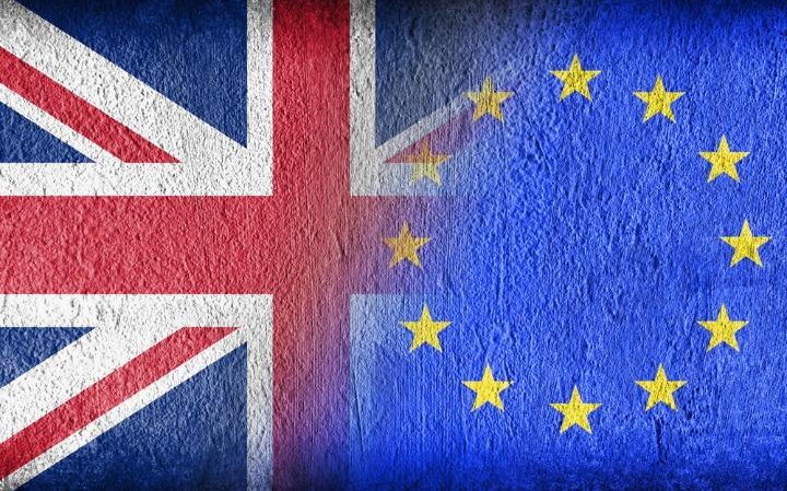 To Brexit θα συζητήσει με το υπουργικό συμβούλιο η πρωθυπουργός της Βρετανίας