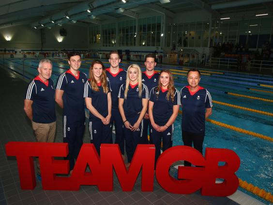 Έκλεψαν τα μαγιό των Βρετανών κολυμβητών – Διαρροές υδάτων στα δωμάτια στο Ολυμπιακό Χωριό – ΒΙΝΤΕΟ