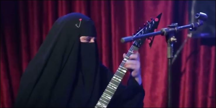 Παίζει heavy metal με νικάμπ – ΒΙΝΤΕΟ