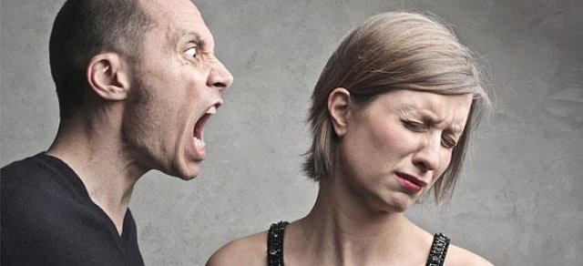 Συναισθηματική κακοποίηση στις σχέσεις: Τα 2 ειδών θύματα και ο θυμός