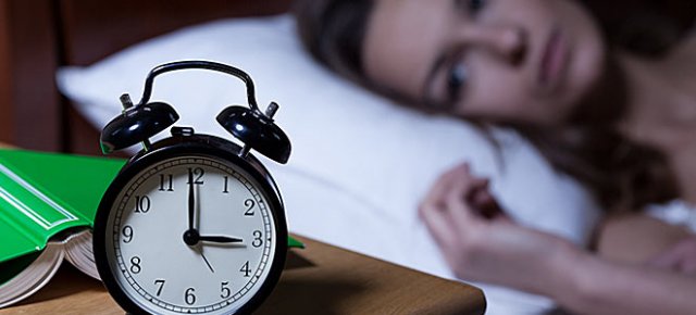 Αϋπνία: Όταν αγχωτικές σκέψεις δεν μας αφήνουν να κοιμηθούμε