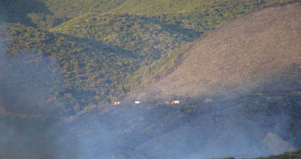 Συνεχίζεται η μάχη με τις φλόγες σε Δράμα και Μεσολόγγι