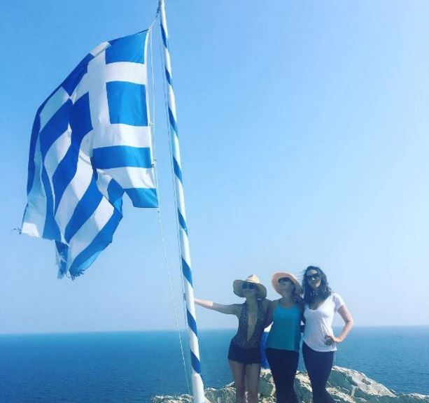 Οι σταρ του Χόλιγουντ “ψηφίζουν” Ελλάδα