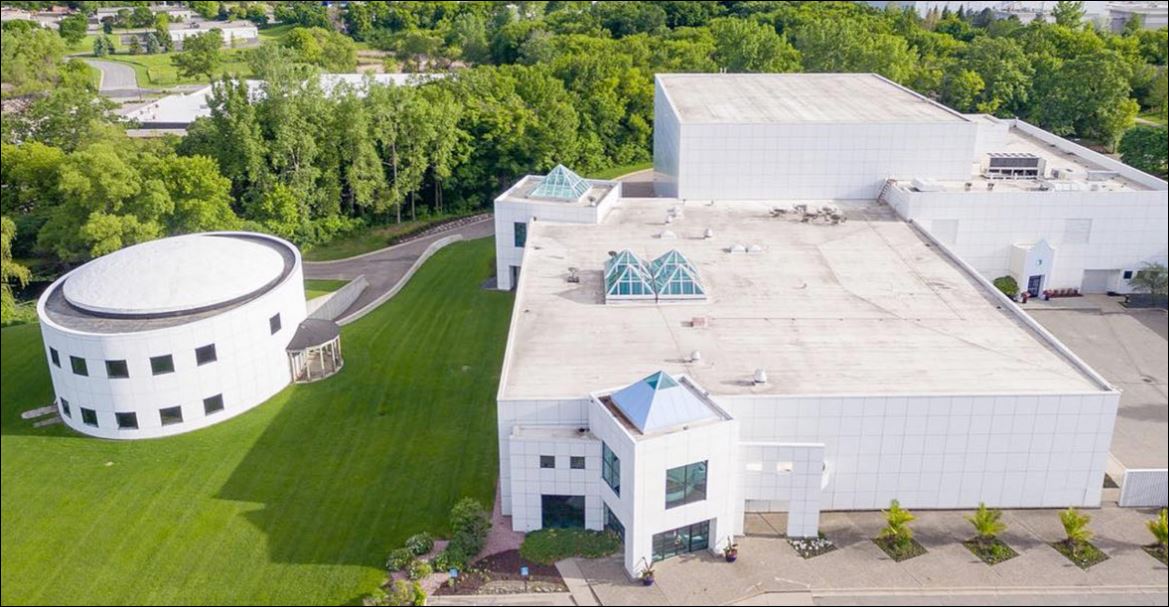 Σε μουσείο θα μετατραπεί η έπαυλη του Prince – ΦΩΤΟ