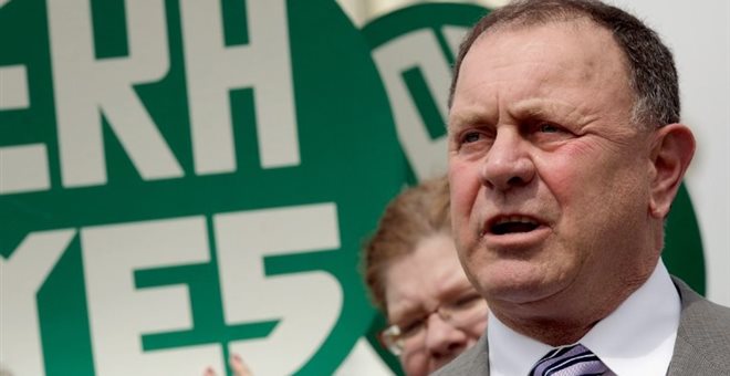 Ο Ρεπουμπλικάνος Χάνα θα ψηφίσει την Κλίντον