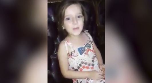 Βίντεο – σοκ: Η στιγμή που μία βόμβα διακόπτει το τραγούδι της 8χρονης από τη Συρία