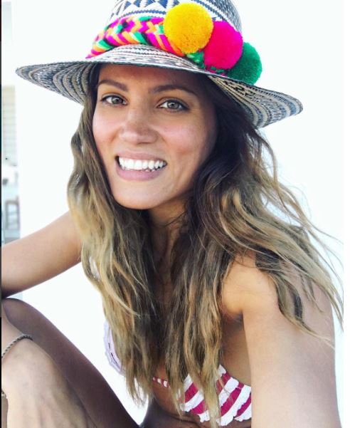 Η φυσική ομορφιά της Συνατσάκη – ΦΩΤΟ