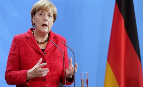 Μέρκελ: Δειλή και ύπουλη πράξη βίας η επίθεση στην Τουρκία