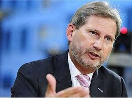 Ο Ευρωπαίος Επίτροπος για τη στάση της Άγκυρας στο προσφυγικό: Θα τηρήσουν τη συμφωνία με βίζα ή χωρίς