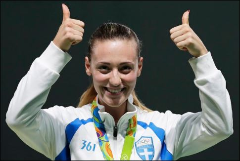 Η πολιτική ηγεσία συγχαίρει την Άννα Κορακάκη