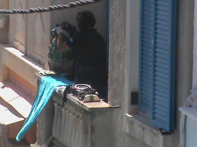 Οι δύτες ανέσυραν προσωπικά αντικείμενα των επιβατών από την τραγωδία στην Αίγινα – ΦΩΤΟ