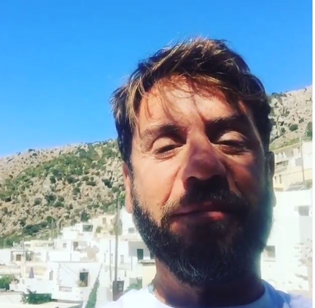 Για ψάρεμα στην Κρήτη ο Μαζωνάκης – ΦΩΤΟ