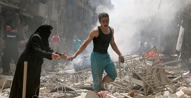 Συρία – Ο ΟΑΧΟ ανησυχεί για χρήση αερίου χλωρίου σε βομβαρδισμό στη Σαρακέμπ